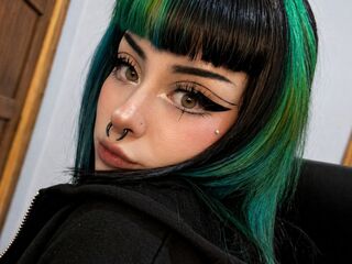 LolaGraves