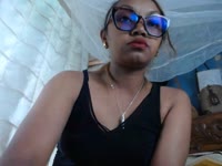Welcome to my room guys ❤❤
➡️I am a somewhat strict dominatrix, I love giving orders

I also do naughty shows
So don