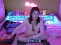 Exploratrice de plaisirs inavoués, je partage ici mes moments les plus intimes et audacieux. Rejoins-moi pour des aventures sensuelles où chaque regard et chaque geste racontent une histoire... Prêt à découvrir les secrets cachés ?