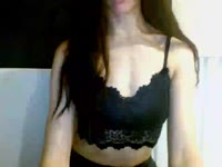 Beschreibung für Personen über 30: Ich bin Tierärztin, ichliebe es zu kochen und Kuchen zu backen. Ich bin freundlich, ausgeglichen und weiß, wie man sich benimmt. Und Kopfschmerzen habe ich nie {puścić oczko}Beschreibung für Jüngere: Ich tanze gerne, mache Quatsch, kippe ein Bier in 3 Sekunden und kann die ganze Nacht durchvögeln.