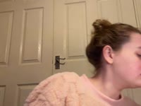 I’m fun girl who loves trying new things I’m half Swedish And I love travelling to new countries