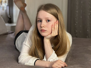 sex cam show LilianHoward