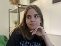 cam slut chat room MelisaVonk