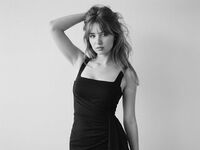 girl sex chat room MonaVenable