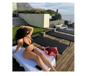 naked webcam girl photo SarraJames