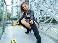 fingering cam girl EmmaLower