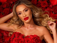 camgirl spreading pussy KaylinWhite