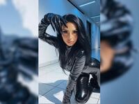 submission chat room DavinaFraser