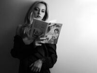 hot cam girl masturbating with sextoy AdelineGreen