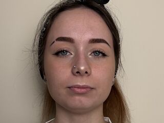 beautiful cam girl AftonHickey