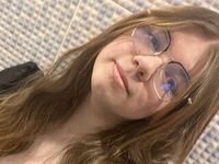 webcam bitch chatroom AminaBlooms