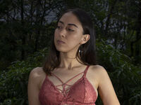 naked cam girl masturbating with sextoy AmyAbe