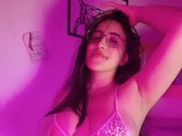 naked cam chatroom AndreaWeys
