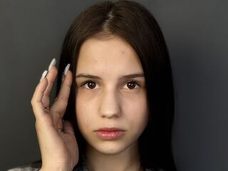 shaved pussy webcam AnnetPintonin