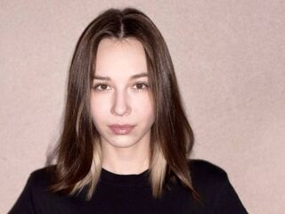 naked girl with webcam masturbating with sextoy ArtieOuinones