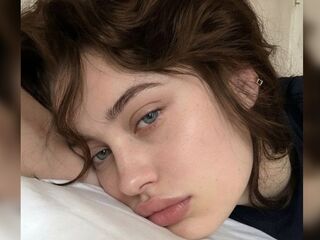 naked girl with live cam fingering BrettOpher