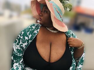 camslut topless BriannaBabs