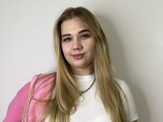 nude cam CathernLoven