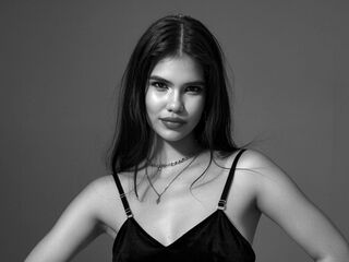 masturbating cam girl CelesteHamil