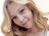 camslut fingering pussy DainePostema