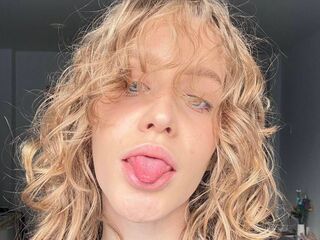 hot naked camgirl DaniaGanis