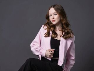 livesex cam show DarleenBenjamin