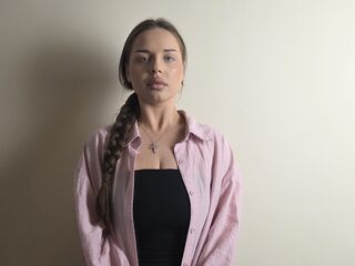 camgirl live sex DelenaCouts