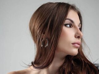 sexcam online DionnaTalone