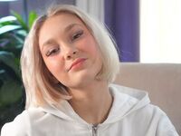 dirty webcam ElaynePestone