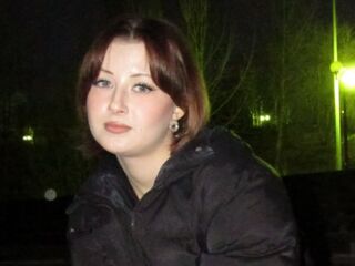 fingering camwhore ElizabethGrochma