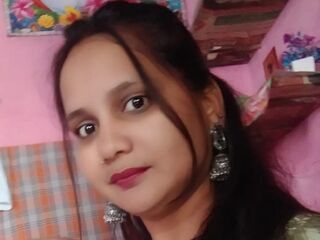 hot girl EmiliaWalker