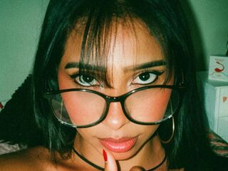 camgirl playing with dildo EvelinWatson