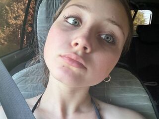 naked webcamgirl photo HelgaHumenik