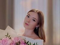 naughty camgirl fingering pussy JaniseServoss