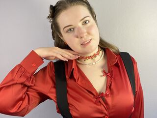 camgirl playing with vibrator JeannettaMahley