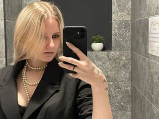 cyber sex show JenaeMcquillen