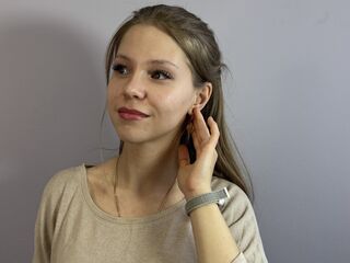 naked cam girl JessicaFreligh