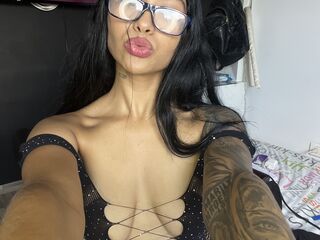 webcamgirl chatroom KatieReyes