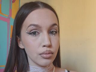 camgirl masturbating with sex toy KatrineRemmers
