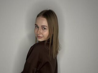 masturbating webcamgirl KaylaBradley