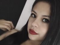 nude webcam KellyLoraine