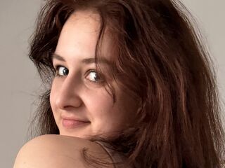 masturbating cam girl KrissLean