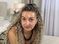 naked girl with webcam fingering LarQueen