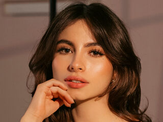 naughty cam girl masturbating LauriSweet