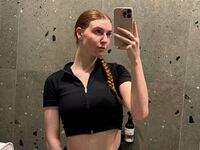 hot strip tease web cam LessieNunz