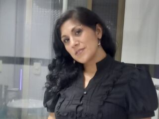 streaming live webcam LiaClarson