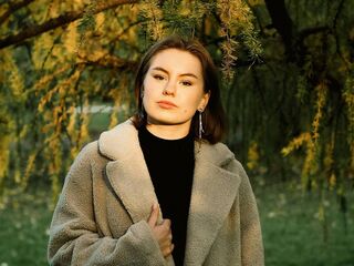 live striptease show LinnDegnan