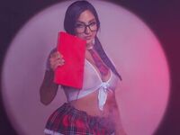 chat with cam LucyClouds