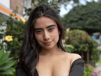 shower livesex MaddieColinss