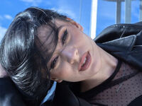 naked cam chatroom MadelynVelure